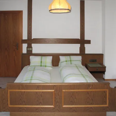 Gastehaus Eberharter 110w *